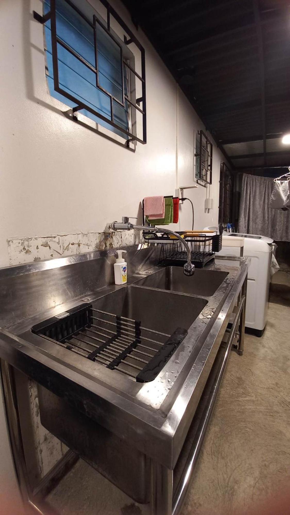 2 Bedroom House At Deca Homes Talomo ダバオ　シティ エクステリア 写真